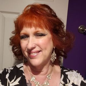 Meet your Posher, Angie